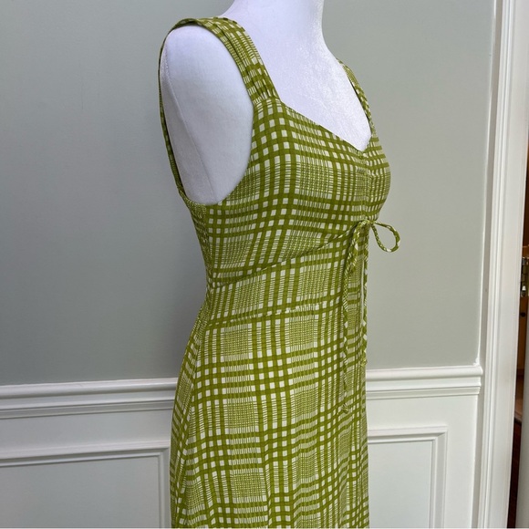 Faithfull the Brand Green and White Ruched Sweetheart Sundress - Picture 2 of 13